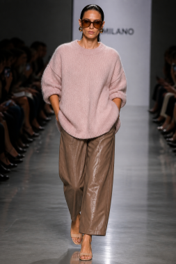 SWETER oversize pudrowy róż